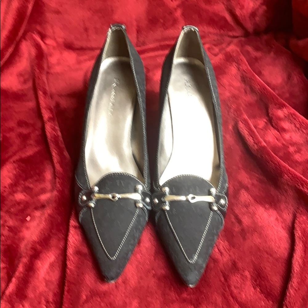 Anne Klein Monogram and Silver Accents pumps